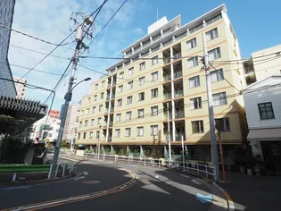 東京都港区赤坂6【マンション】の外観