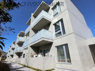 東京都三鷹市牟礼1【マンション】の外観