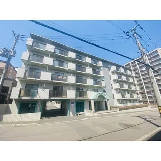 メゾン ド ケリーの画像