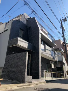 アーバン初台【2階】の外観