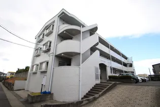 エクセレンス名東【3階】の外観