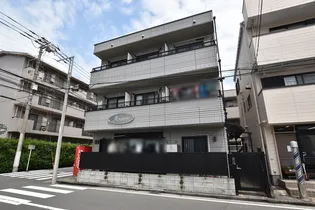 エベン エゼルの画像