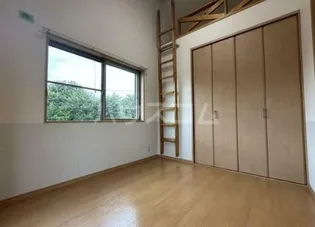 パークサイド永島弐番館【2階】の居間