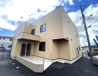 スプリング・コート寺家【2階】の外観