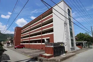 クリスタル甲府善光寺【1階】の外観