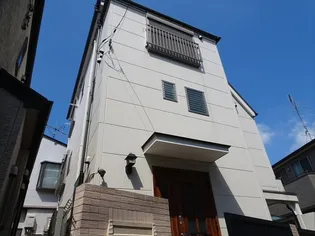 東京都中野区南台4【一戸建】の外観