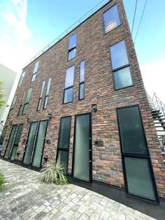 FROM 1ST MINAMIAOYAMAの画像