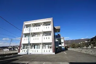 ファミーユよもぎAの画像