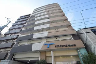 セレニテ難波西【4階】の外観