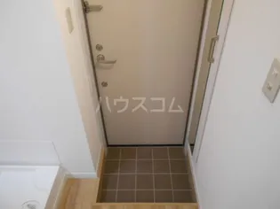 シャ・ノワール【1階】の玄関