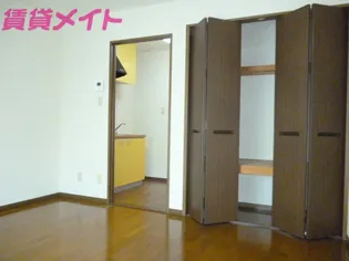 プレジール坂倉II【1階】の内装