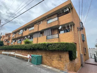 八事八幡山マンション東館【3階】の外観