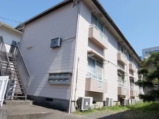 東京都多摩市鶴牧2【アパート】の外観