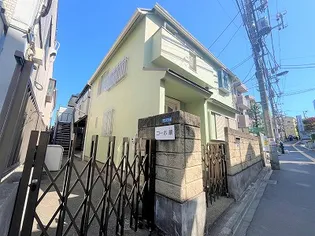 コーポ華【2階】の外観