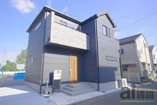 東京都三鷹市野崎3【一戸建】の外観