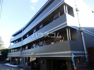 スペースポエム【2階】の外観