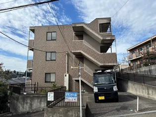 神奈川県秦野市南矢名【マンション】の外観