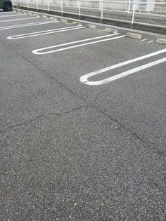 アミーチ V【2階】の玄関