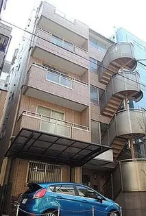 プランドール【1階】の外観