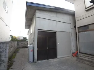 青森県弘前市大字川先2【一戸建】の外観