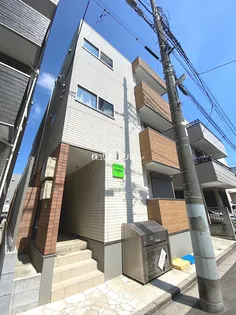 タッカホー【1階】の外観