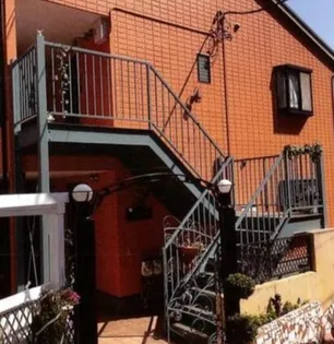 東京都港区高輪2【アパート】の外観