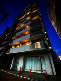 東京都新宿区北新宿1【マンション】の外観