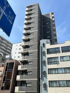 グランフォース上野入谷【3階】の外観