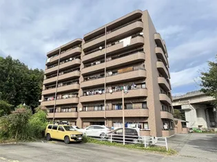 ガーデンタカラおおくぼ台 101【1階】の外観