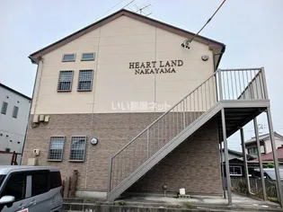 HEARTLAND中山【2階】の外観
