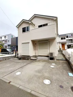 神奈川県藤沢市片瀬海岸3【一戸建】の外観