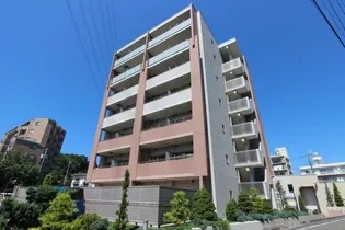 東京都多摩市豊ヶ丘1【マンション】の外観