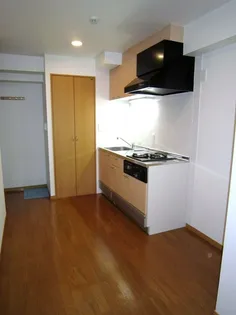 AXIS若松町【3階】の玄関