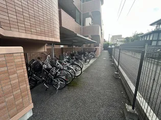 パークサイド上杉公園【1階】の地図