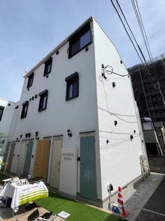 ソルナクレイシア三鷹IIの外観