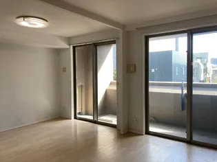 アトランティス本厚木II【2階】の居間