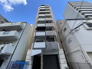 ユリシス新神戸【2階】の外観