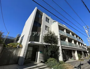ストーリア神宮前【2階】の外観