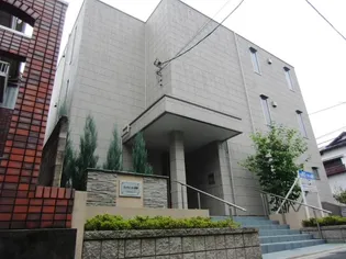東京都世田谷区北沢5【マンション】の外観