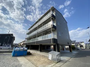 高知県南国市大そね甲【マンション】の外観