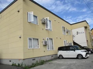 アウル【1階】の外観