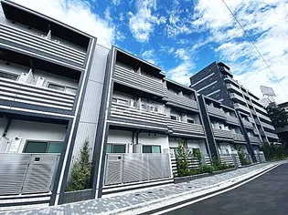 東京都杉並区下高井戸4【マンション】の外観