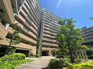 東京都江東区豊洲3【マンション】の外観