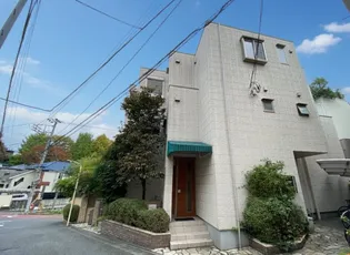 シャルム神宮前【2階】の外観