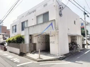 Earth Ikebukuro【3階】の外観