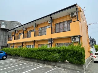 カブリオレ【2階】の外観