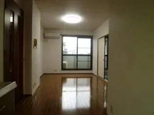 ハイマート【2階】の居間