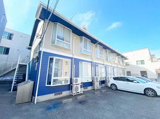 ジュネスシャトル【1階】の外観