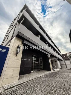 メイクスデザイン三宿【4階】の外観