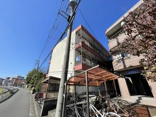 ルナパーク井上【2階】の外観